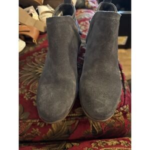 Toms Deia Gray Suede Leather Ankle Booties Size 6